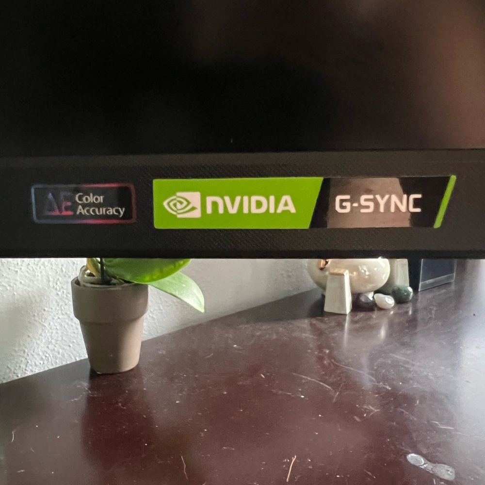 PC Gaming Setup - Picture 8 of 9